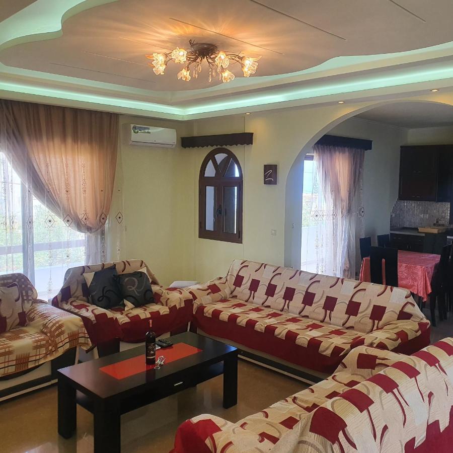 Mihal Suites Sarande Ngoại thất bức ảnh