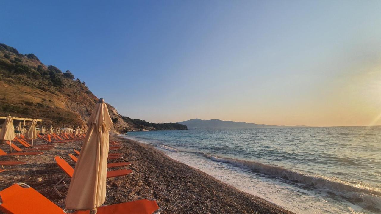 Mihal Suites Sarande Ngoại thất bức ảnh