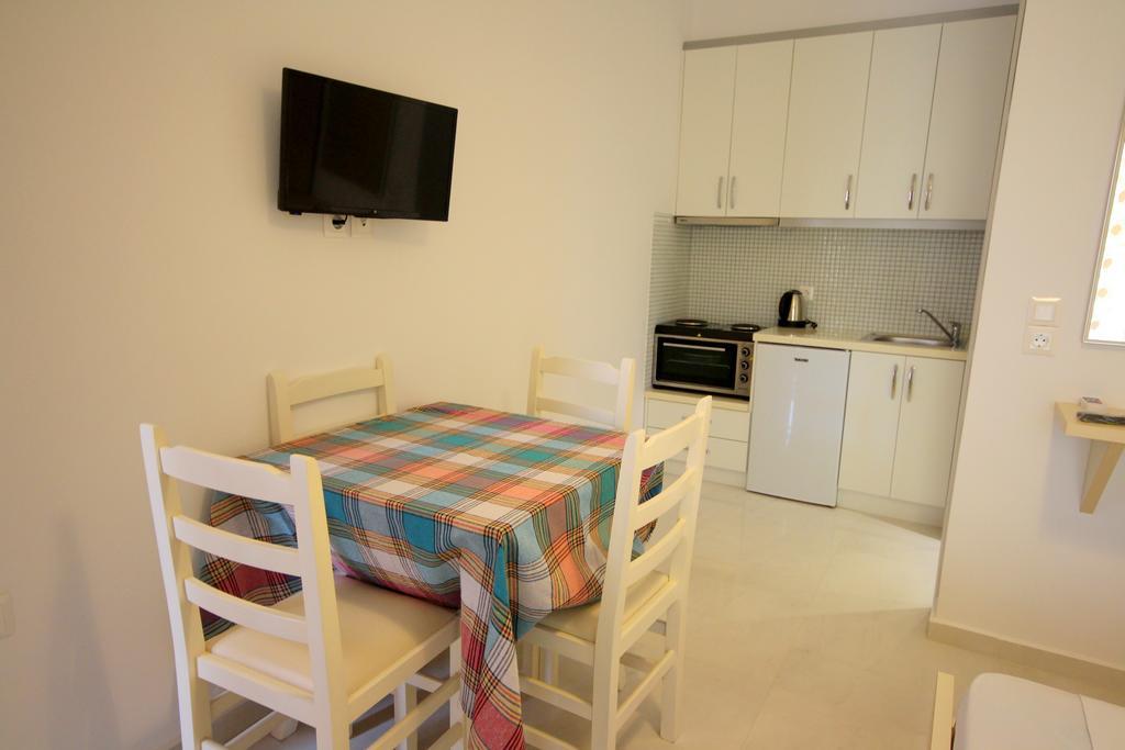 Mihal Suites Sarande Ngoại thất bức ảnh